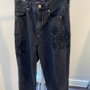 American Eagle Black Flower Printed Mom Jeans